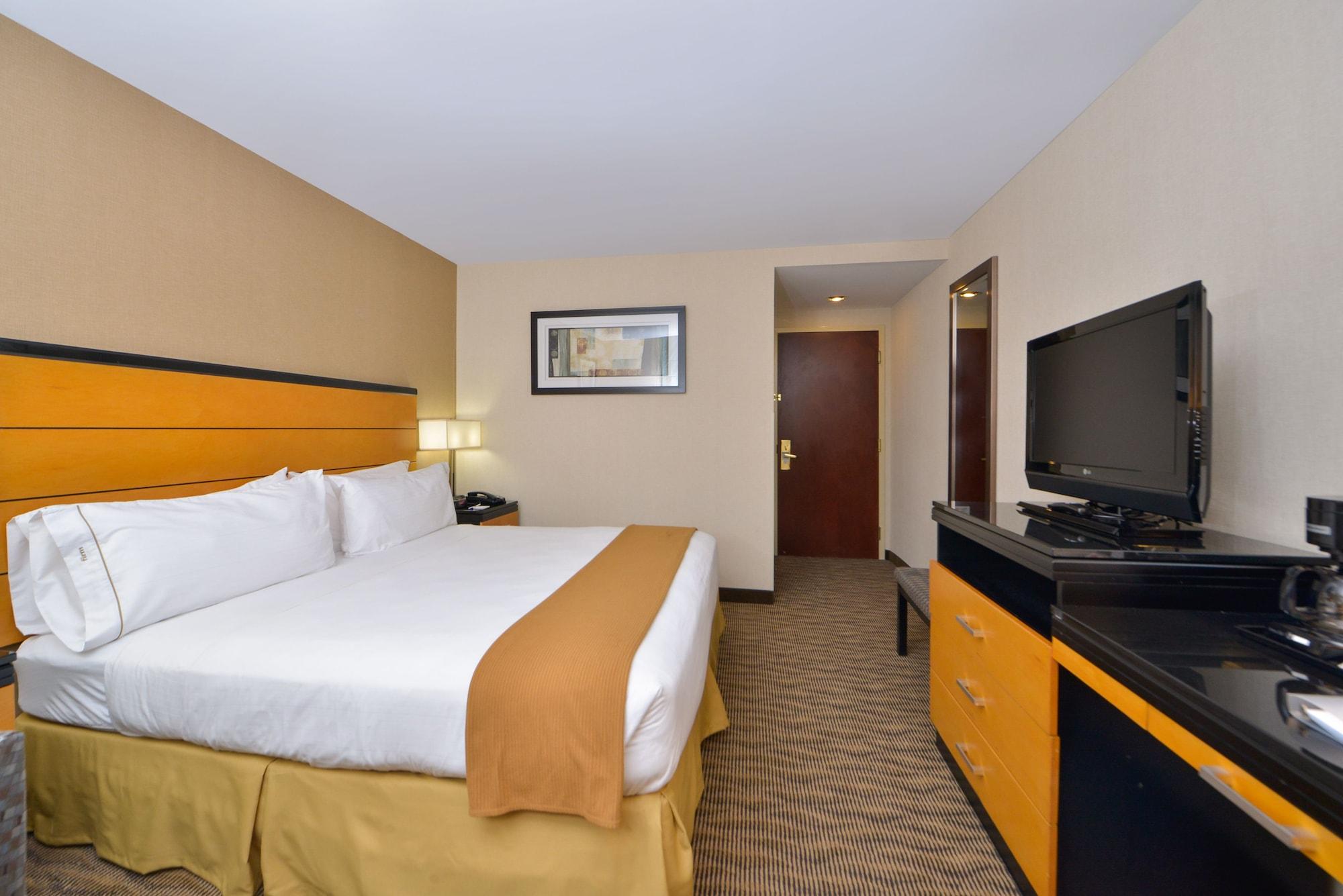 Holiday Inn Express Kennedy Airport, An Ihg Hotel New York Ngoại thất bức ảnh