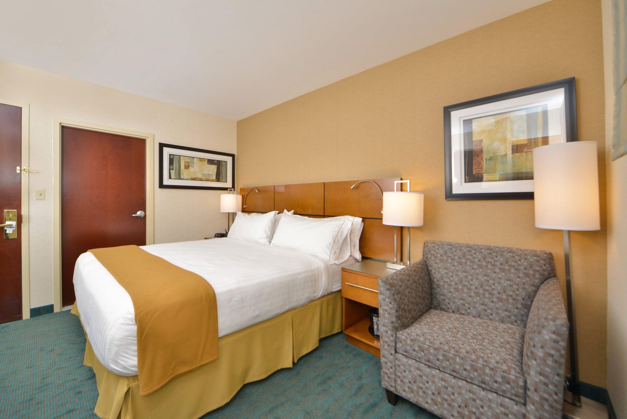 Holiday Inn Express Kennedy Airport, An Ihg Hotel New York Ngoại thất bức ảnh