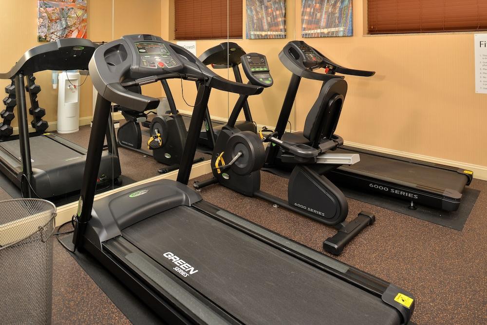 Holiday Inn Express Kennedy Airport, An Ihg Hotel New York Ngoại thất bức ảnh